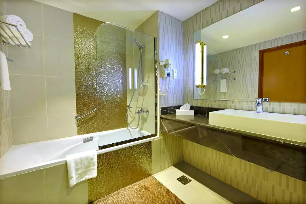 سرویس بهداشتی VISION IMPERIAL DUBAI